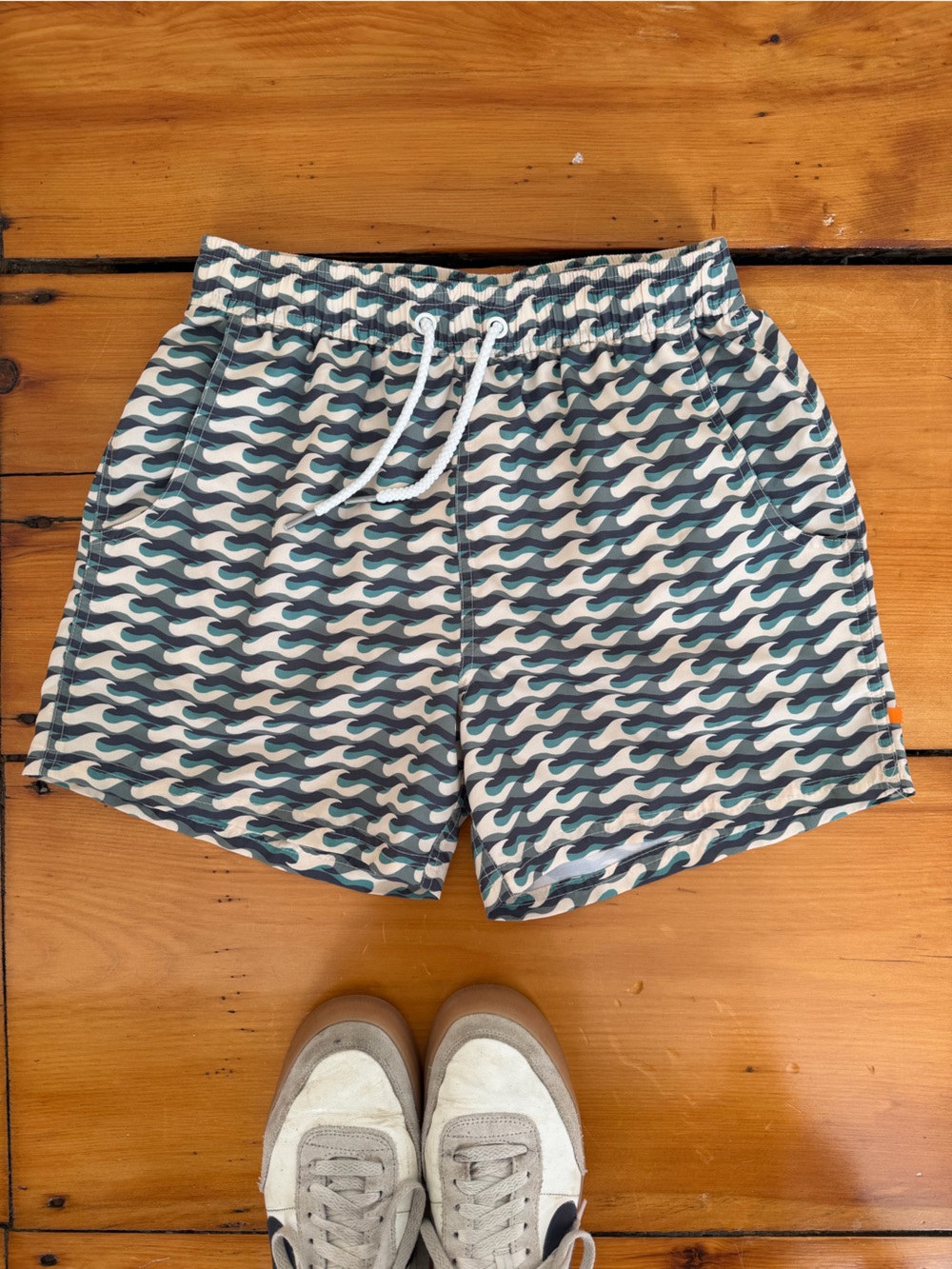 Far Afield Wave Print Swim Trunks Men’s Small Retro Swim Shorts
